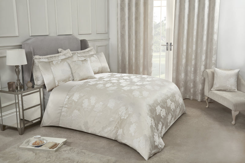 Blossom - Embellished Jacquard Duvet Set in Cream