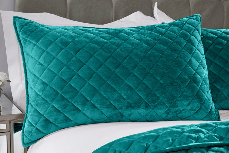 Regent Quilted Soft Touch Velvet Bedspread Set in Emerald Green