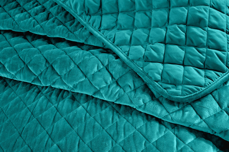 Regent Quilted Soft Touch Velvet Bedspread Set in Emerald Green