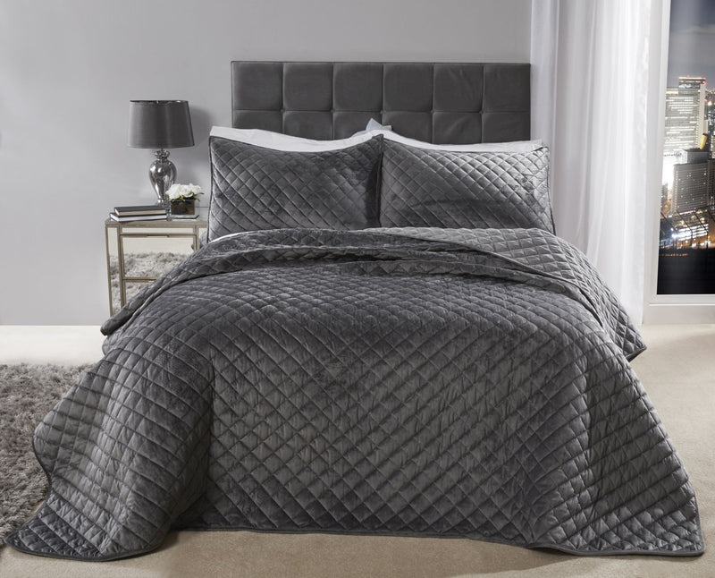 Regent Quilted Soft Touch Velvet Bedspread Set in Silver