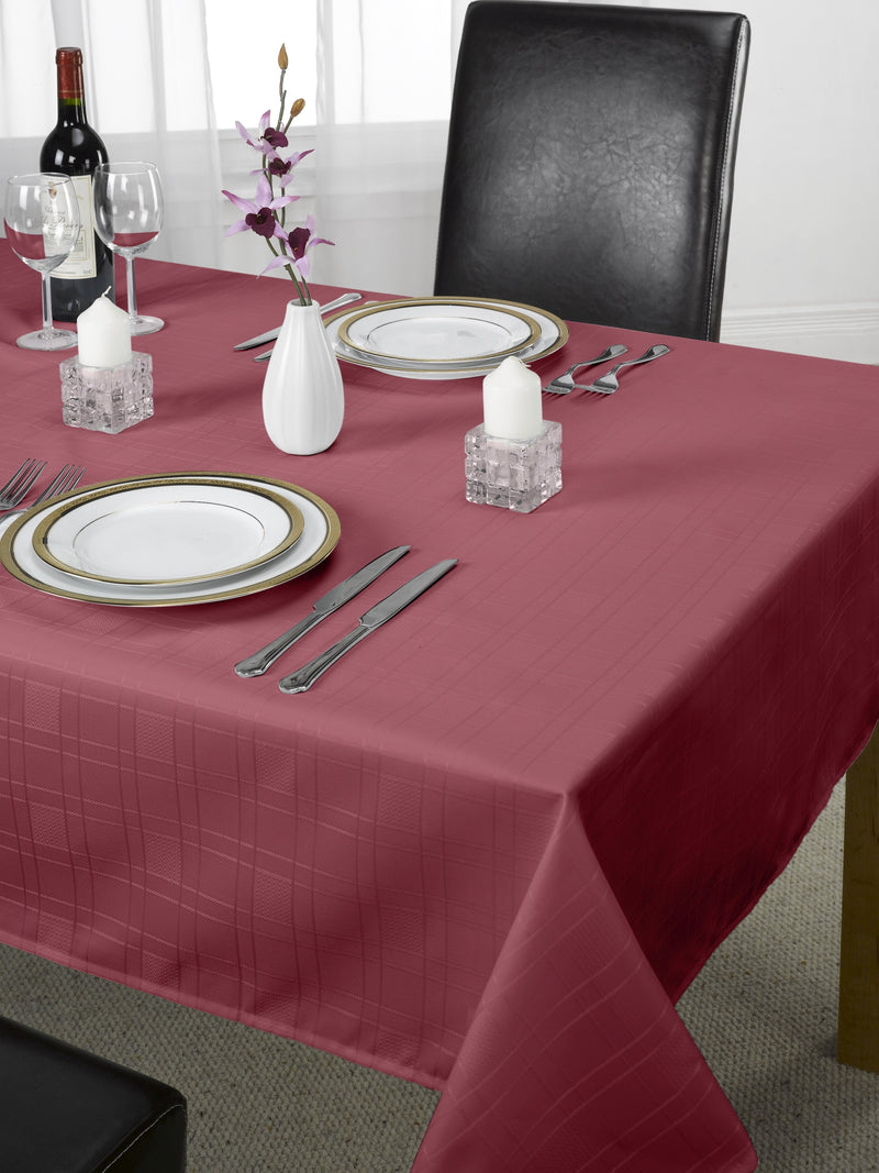 Chequers - Jacquard Table Cloth in Wine