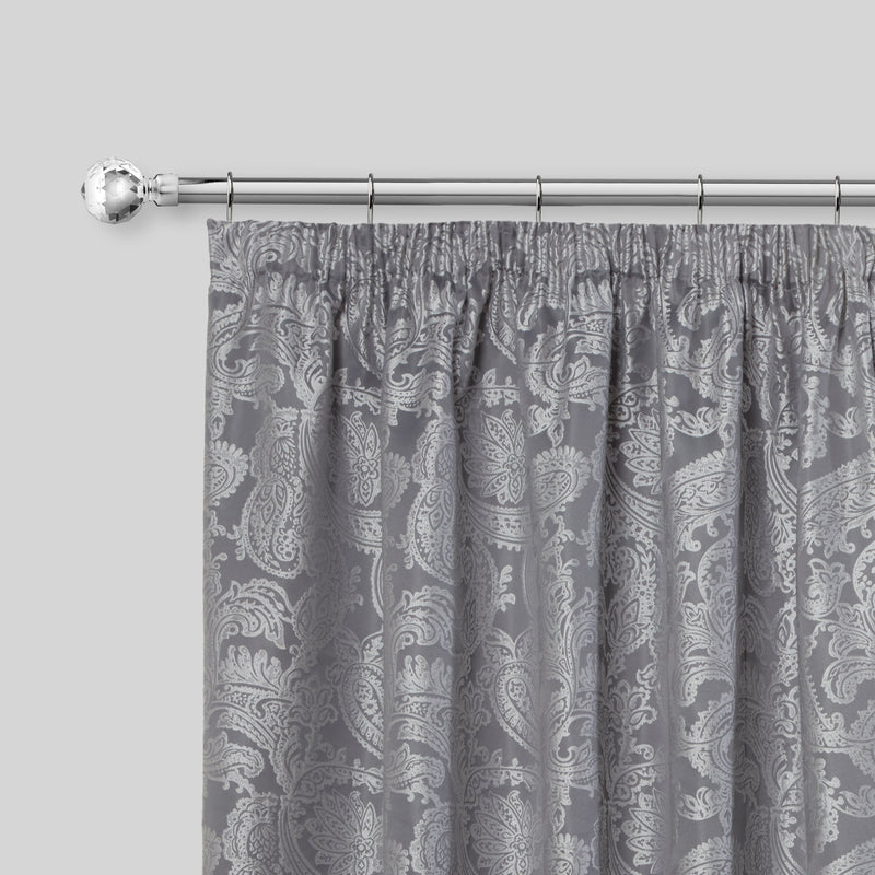 Crystal - Extendable Curtain Pole with Rings and Pair of End Finials in Chrome