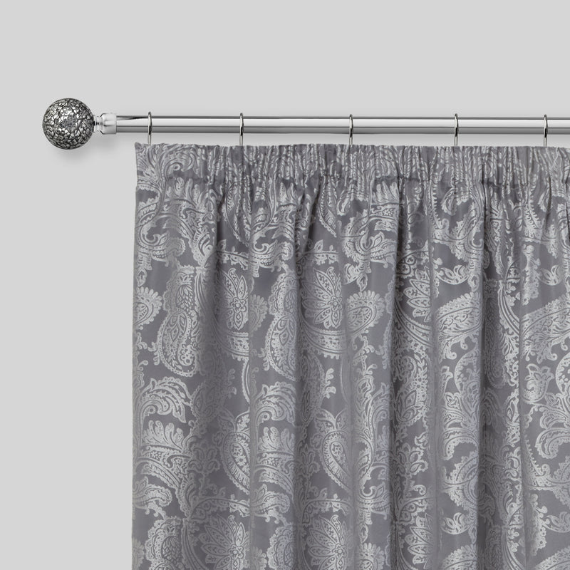 Cut Glass - Extendable Curtain Pole with Rings and Pair of End Finials in Chrome