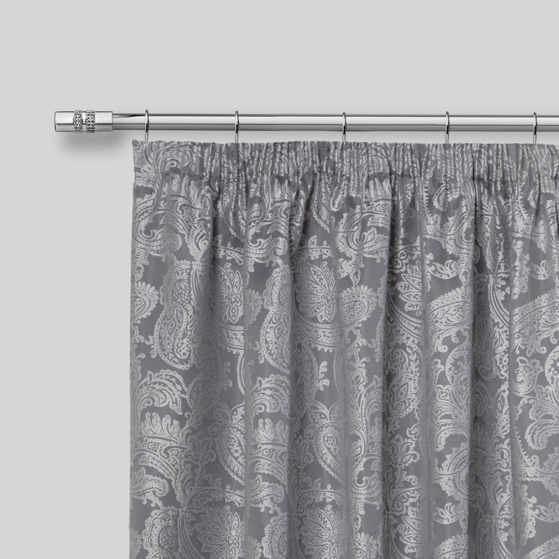 Diamante - Extendable Curtain Pole with Rings and Pair of End Finials in Chrome