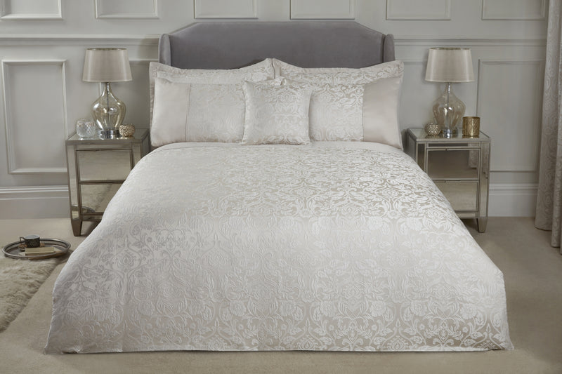 Eden - Embellished Jacquard Duvet Set in Cream