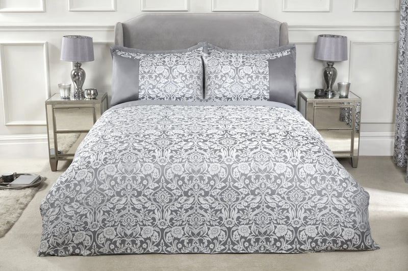 Eden - Embellished Jacquard Duvet Set in Silver