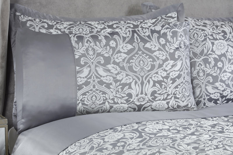 Eden - Embellished Jacquard Duvet Set in Silver