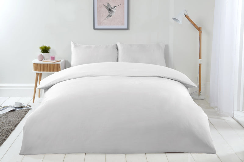 Lyla Reversible Duvet Set in White