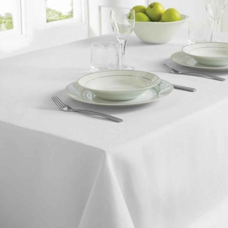 Country Club Linen Look Tablecloth 130x228cm - White