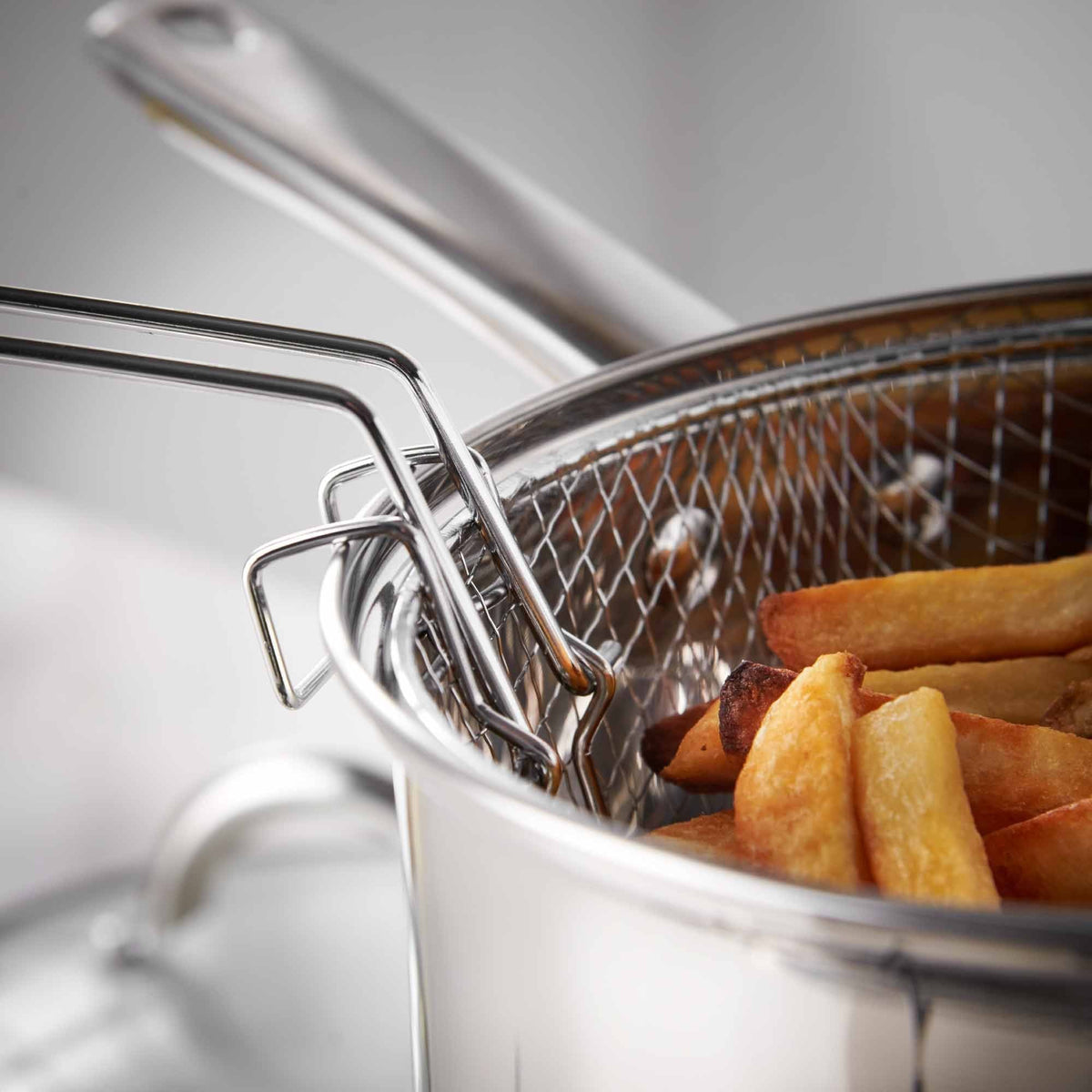 Lewis s Stainless Steel Chip Pan 22cm With 20cm Basket And Lid Silve