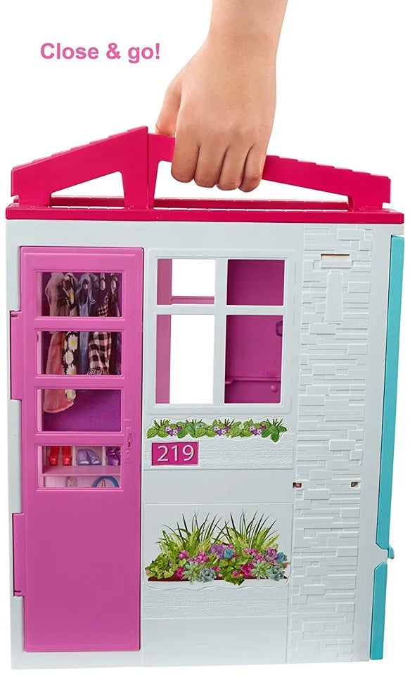 Barbie Close & Go House